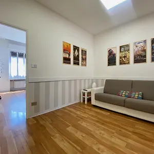 Apartamento Casa Gomes-10 Minutes From The Cathedral, Milán